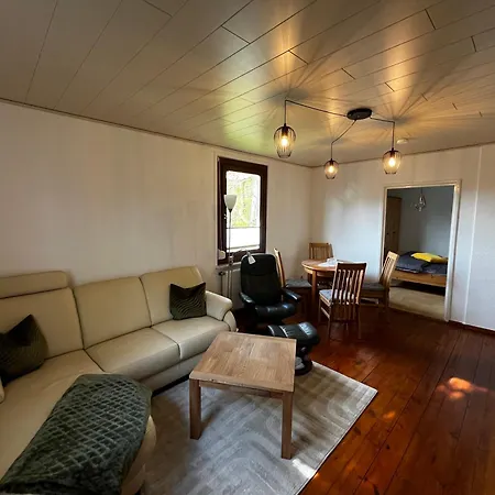 Und Waldhaus In Uriges Ambiente Trifft Uckeritz