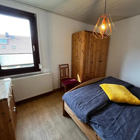 Und Waldhaus In Uriges Ambiente Trifft