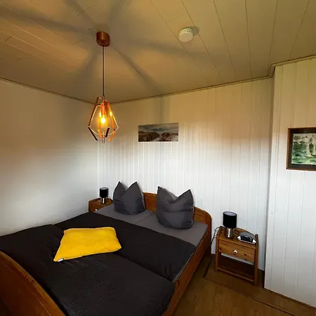 Hébergement de vacances Und Waldhaus In Uriges Ambiente Trifft